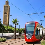 Cosy And Sunny - Private Rooftop - Near Train & Tramway